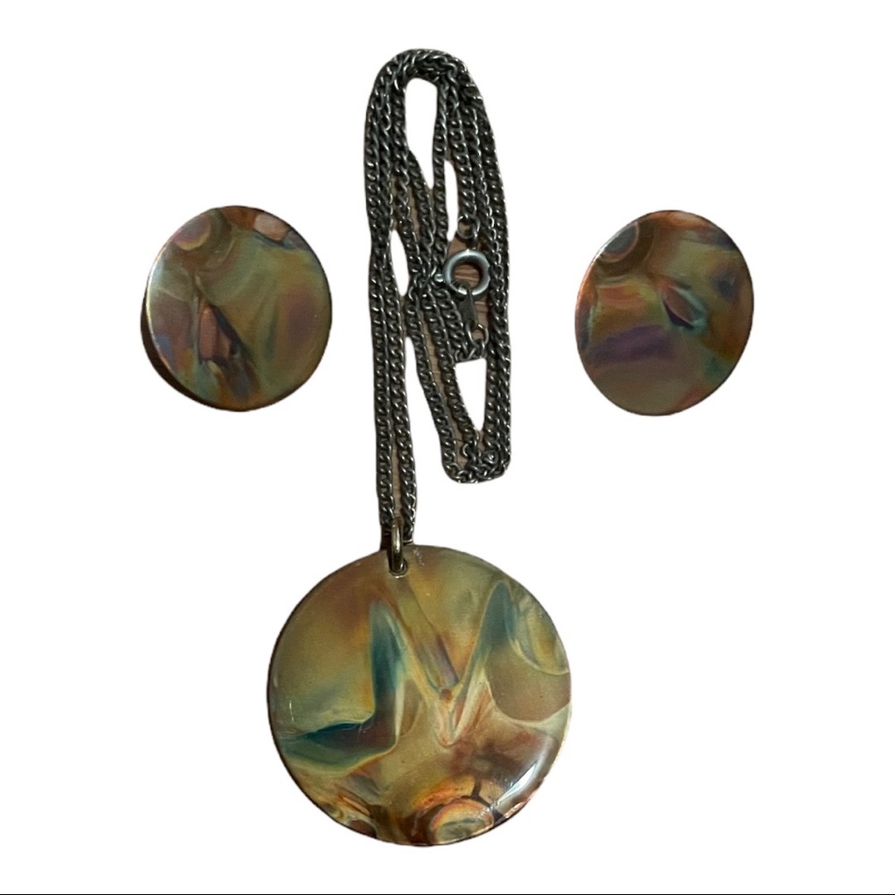 Copper earrings & necklace set.